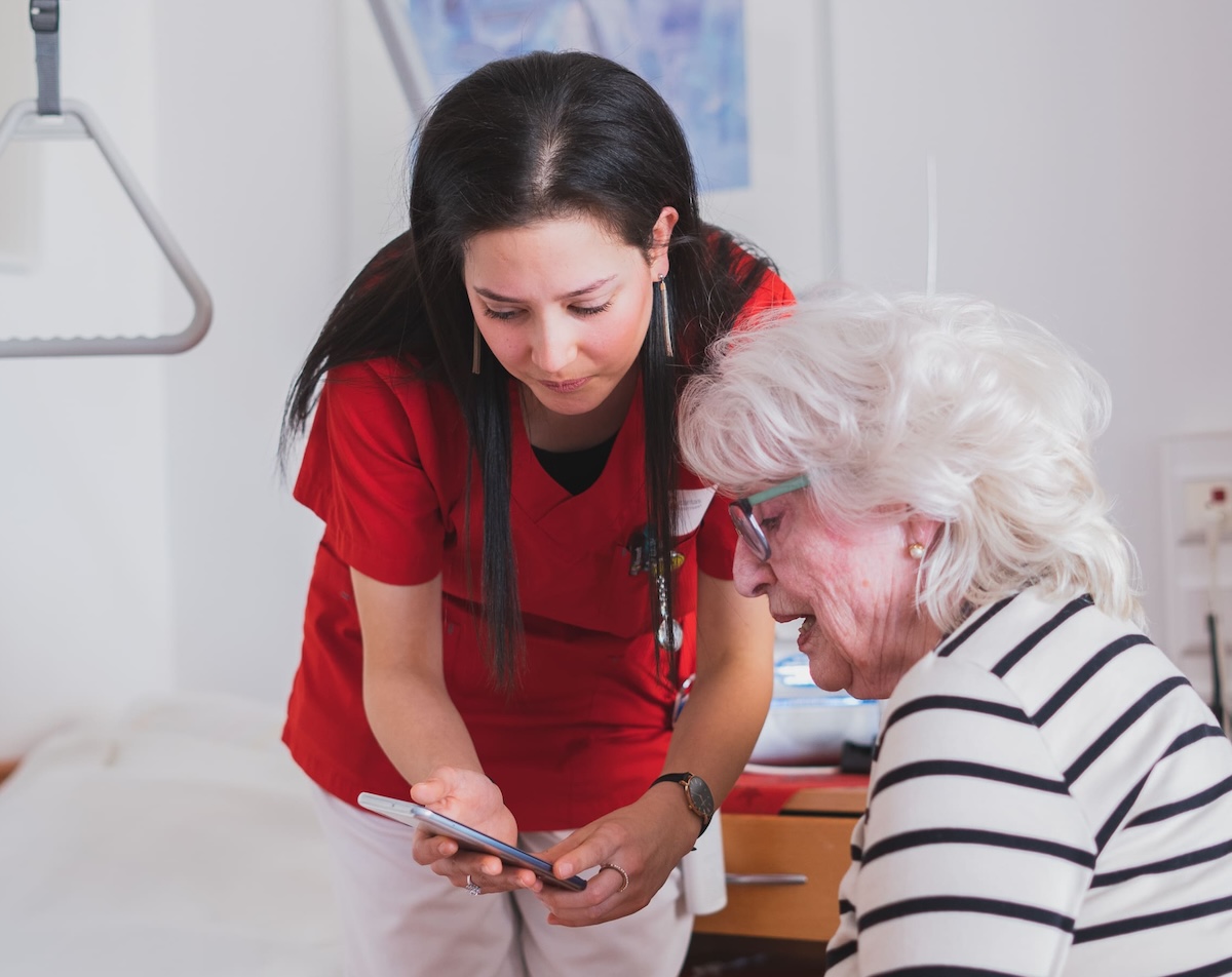 Voize Raises $50M Series A for AI Voice Companion for Nurses 